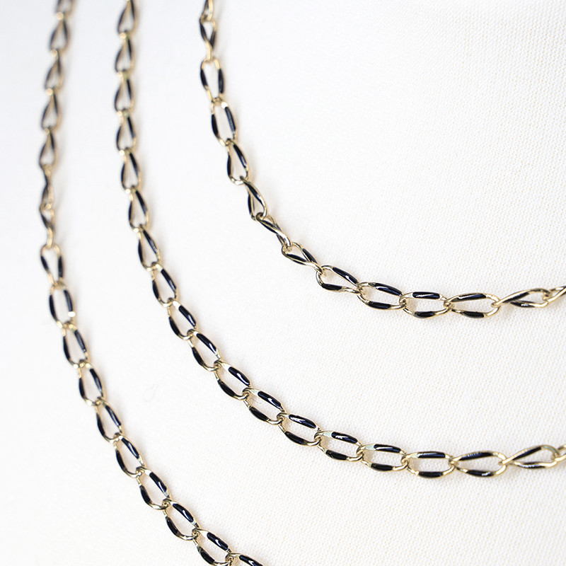Link chain black
