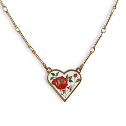 Vintage Charm Red Rose Heart