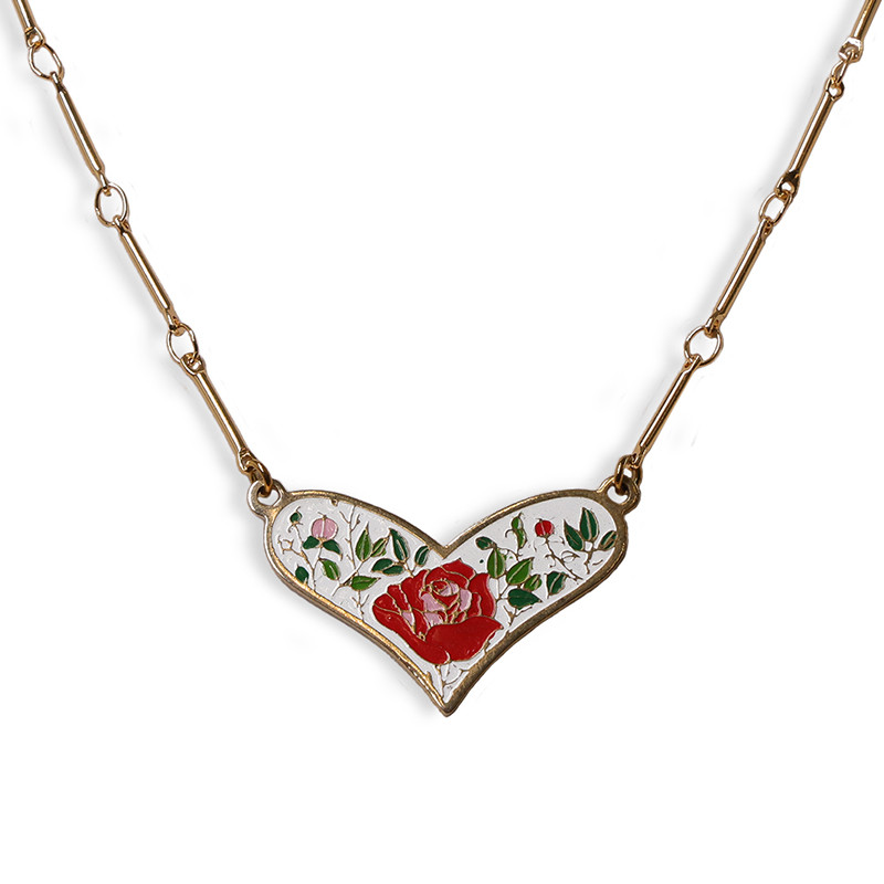 Vintage Charm Dark Rose Heart