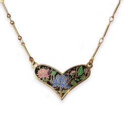 Vintage Charm Floral Heart