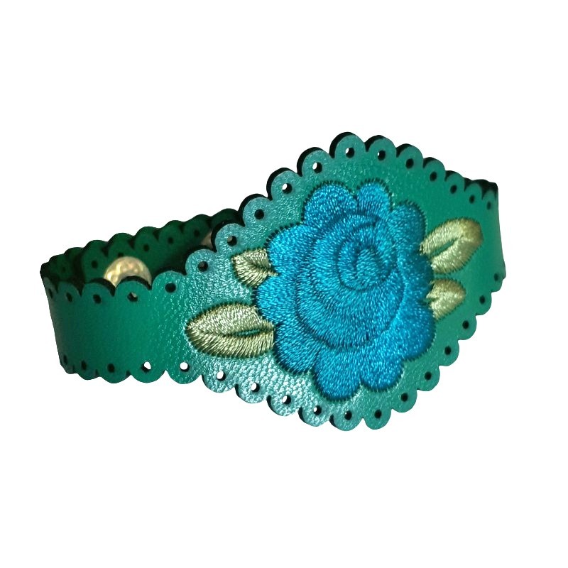 Aqua on Para green Peony
