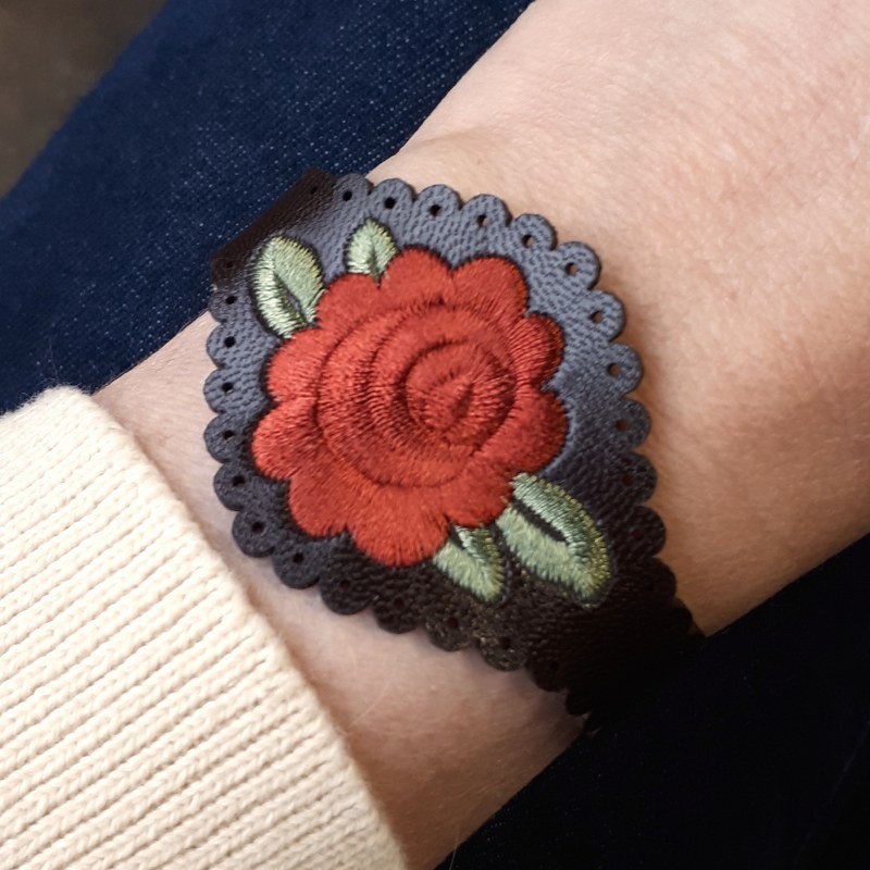 Rusty red on brown Peony