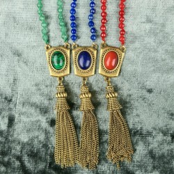 Mucha necklace red beads GP
