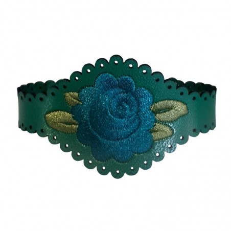 Peony aqua on para green