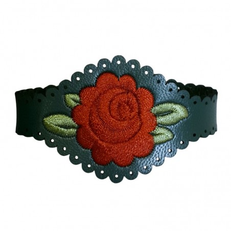 Peony brique on pine blue