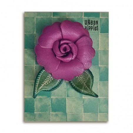 Primrose brosche violet