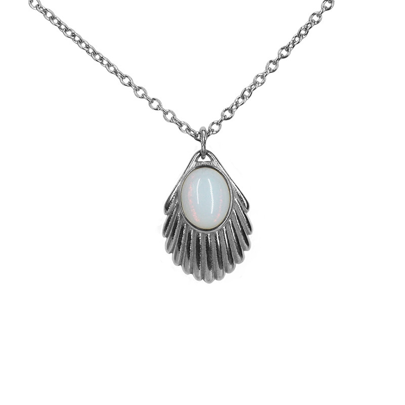 Venus Opal White chain silver