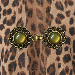 Vest clip gold & moss