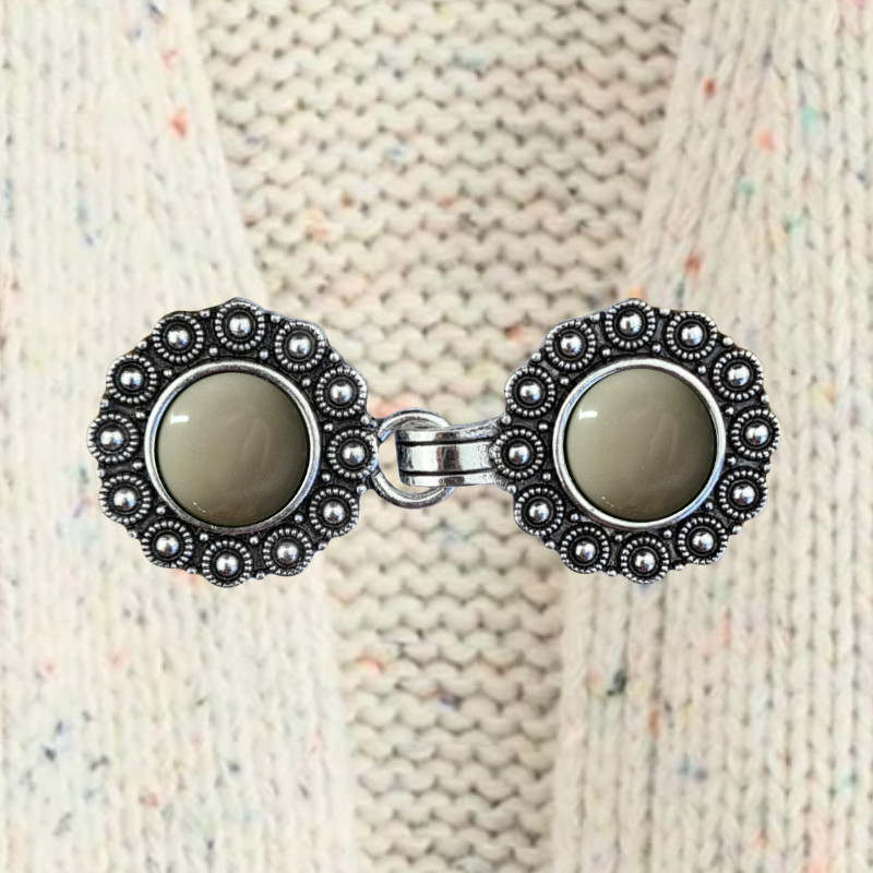 Vest clip silver & greige