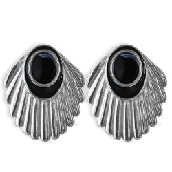 Venus studs black