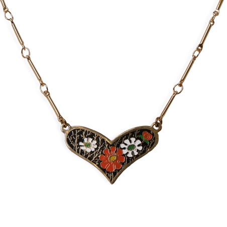 Vintage Charm Black Bouquet Heart