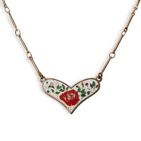 Vintage Charm Dark Rose Heart