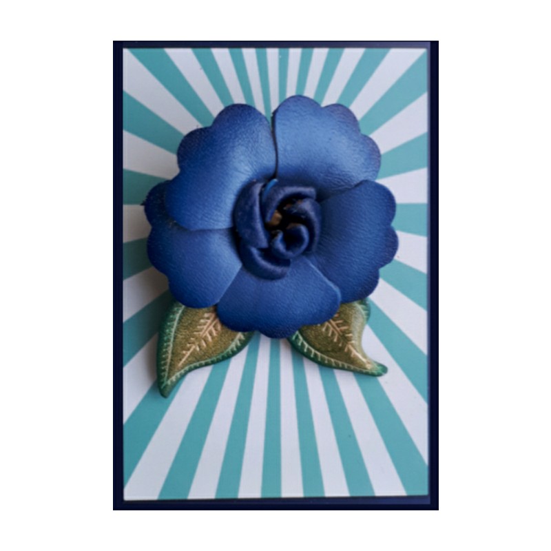 Primrose brooch blue